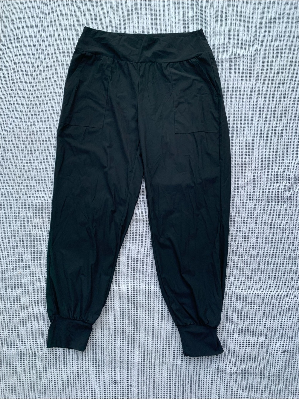 HALARA Black Joggers athletic workout comfy everyday essentials